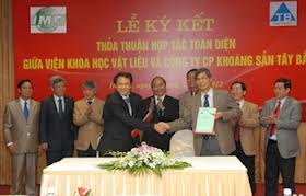 ຮ່ວມມືຮອບດ້ານໃນການຄົ້ນຄ້ວາ, ນຳໃຊ້ເຕັກໂນໂລຊີຜະລິດໂລຫະປະສົມ